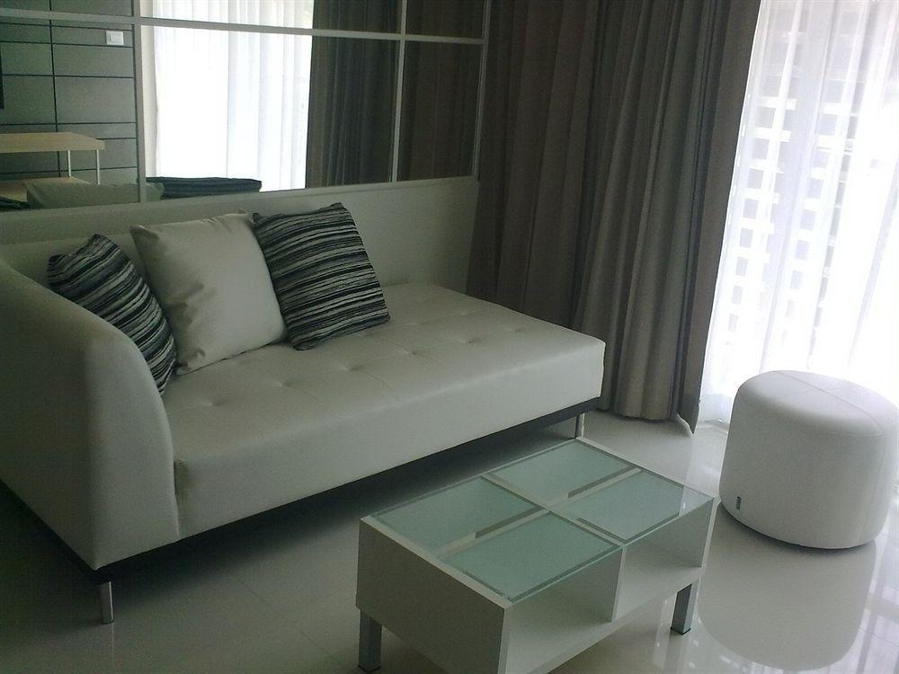The Baycliff Residences Patong Kültér fotó